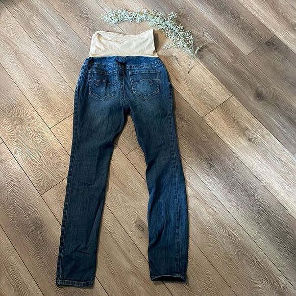 $5 SALE!! Motherhood Maternity Indigo Blue Maternity Skinny Jeans - Picture 4 of 9